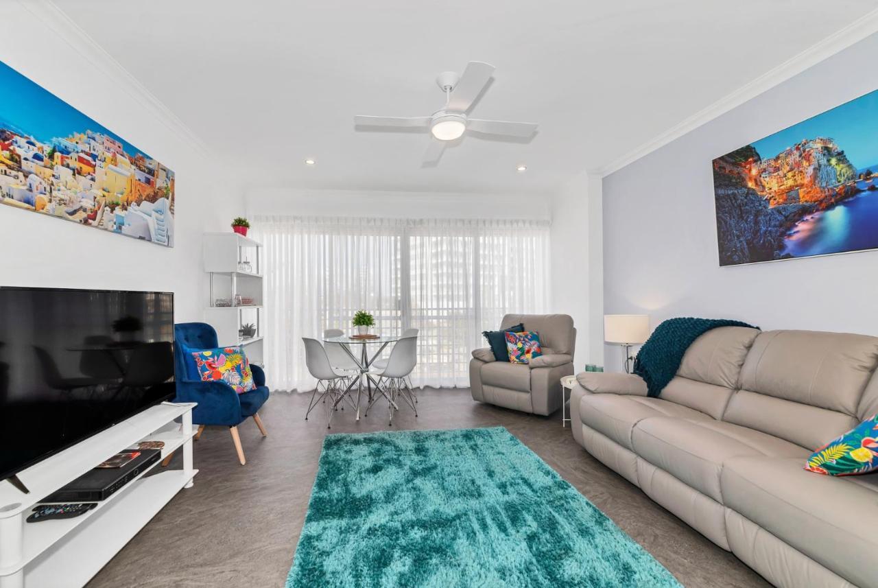 Apartment 11 Marina *